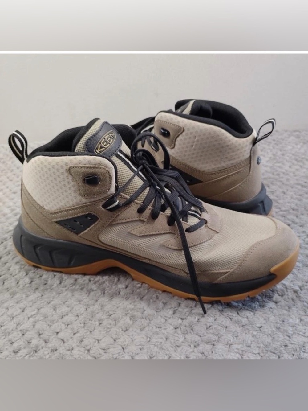 KEEN Men's Beige/Tan Trail Boots with Black Accents Size 13 for man - Picture 3 of 12